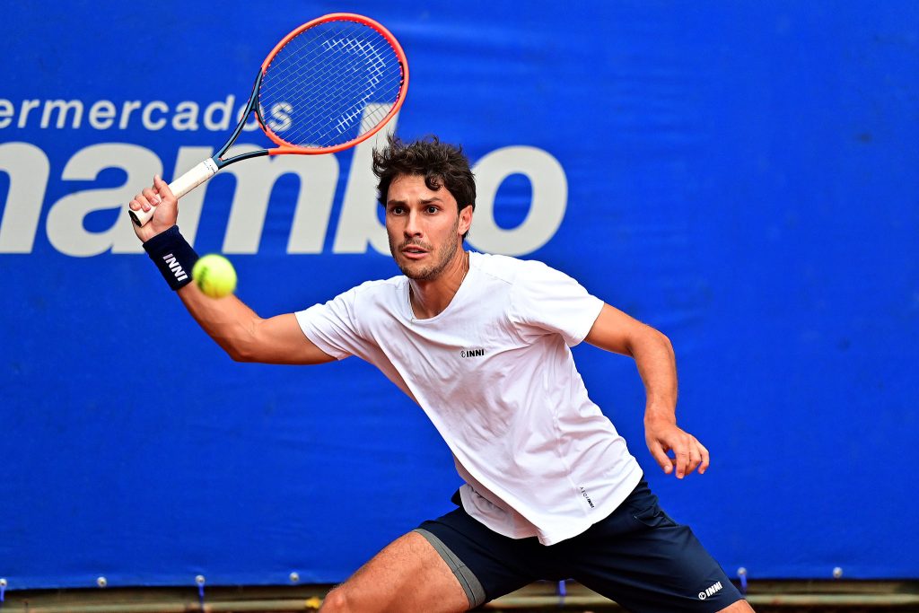 Eduardo Ribeiro é campeão da etapa de Brasília do Brasil Tennis