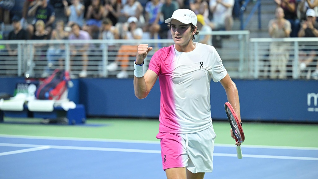 O brasileiro João Fonseca é o campeão da categoria juvenil do US Open